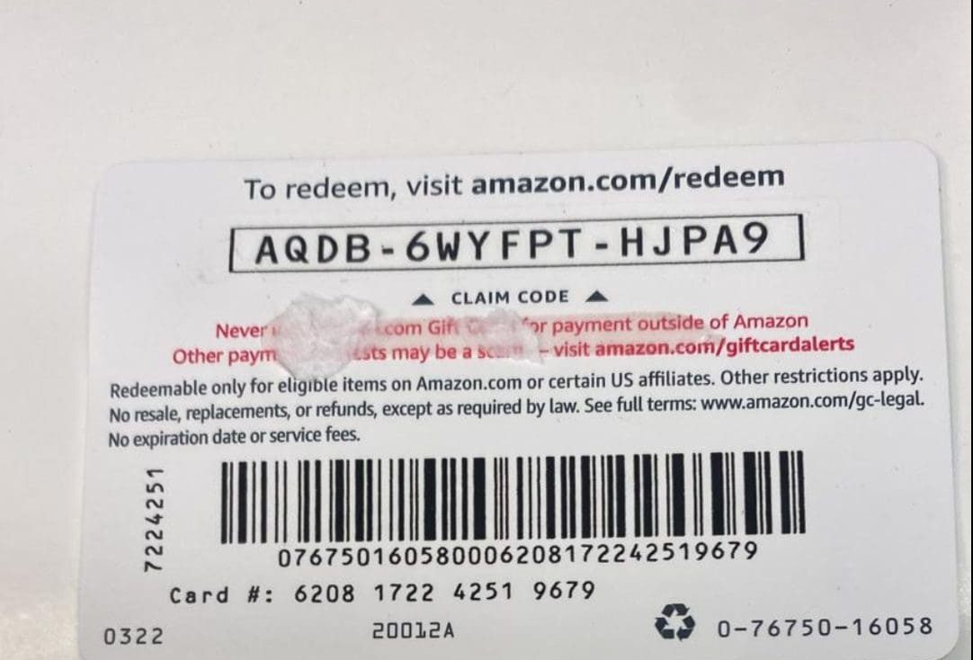 Different pictures of Amazon gift cards